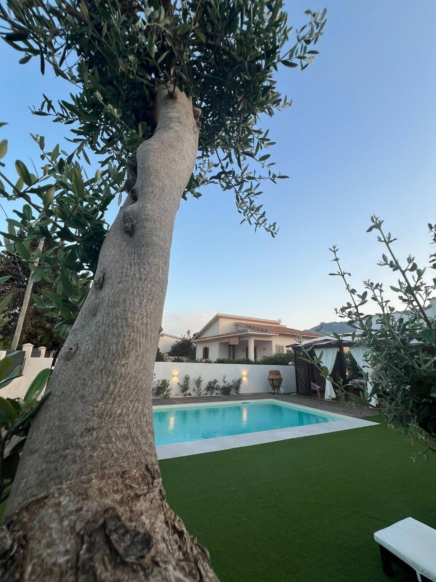 Villa I Mori Di Noro فالديريتْشّي المظهر الخارجي الصورة